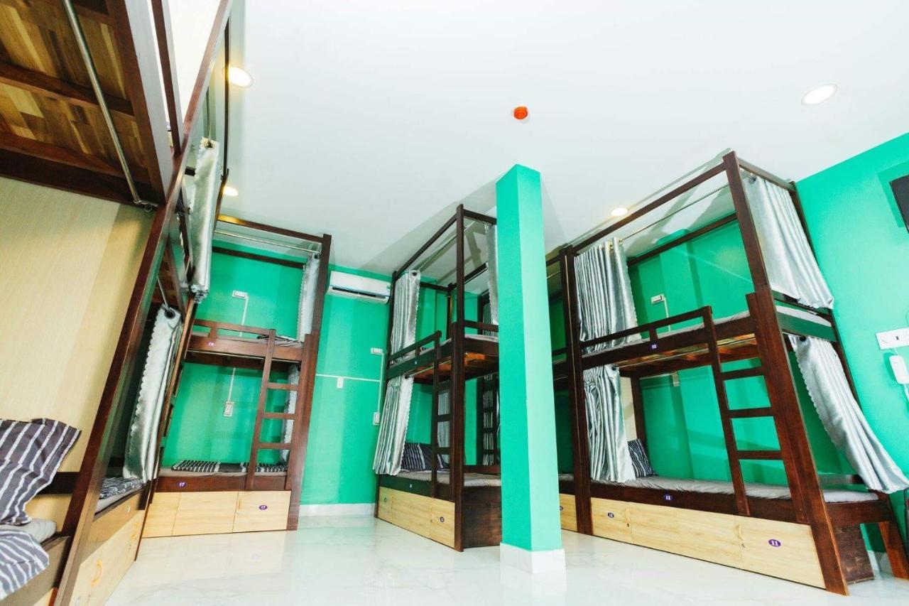 Ngoc Huong Hostel & Apartments Quy Nhon Exteriör bild