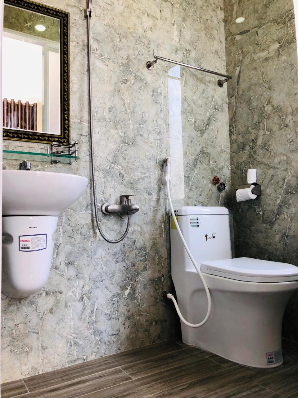 Ngoc Huong Hostel & Apartments Quy Nhon Exteriör bild